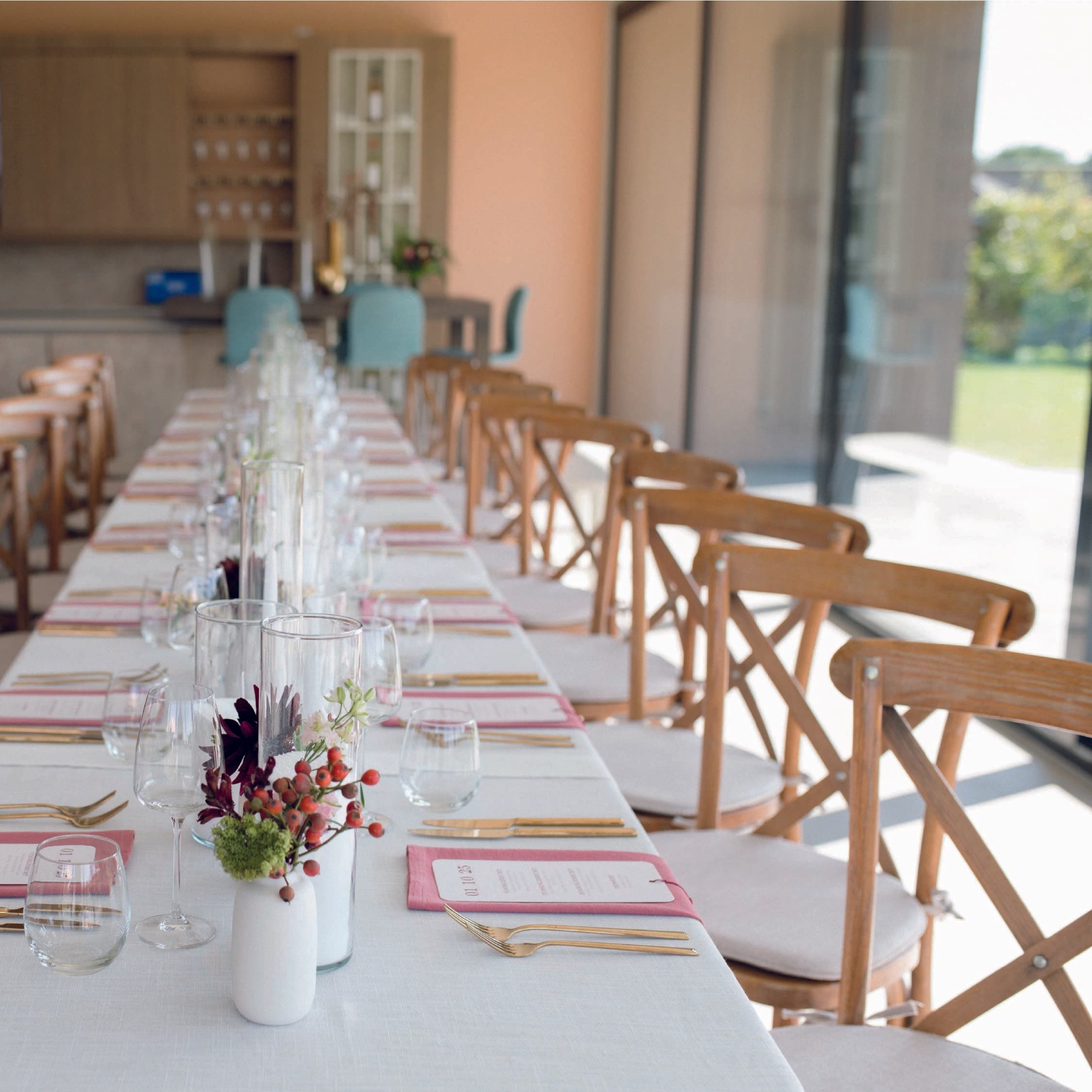 Afbeelding van gedekte tafel